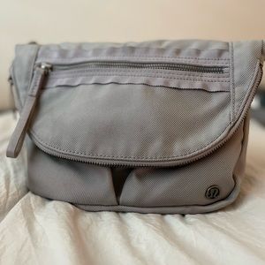 Lululemon Gray & Lilac Festival Bag
